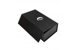 China Gold Foil Printing Rectangle Magnetic Gift Box Packaging with Foam Insert and Envelope supplier