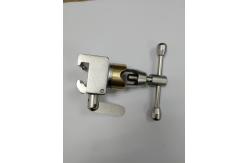 China Side Rail Surgical Table Clamp 16-19mm Radial Setting Clamp supplier