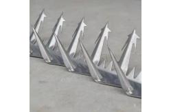 China Single Razor Sharp Block Wall Security Spikes PVC Coated supplier