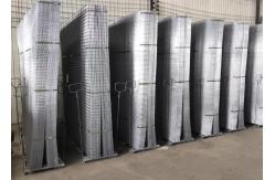 China 4 Openning Galvanized Welded Mesh Panel Black Carbon Steel Construction supplier