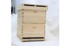 China Langstroth Unassembled Honey Bee Hive Box Kit Wooden Beekeeping Equipment supplier