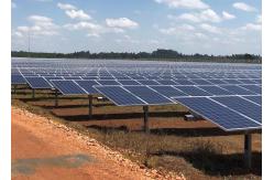China Solar Bracket Flat Single Axis Solar Tracker System With Longlife Guarantee supplier