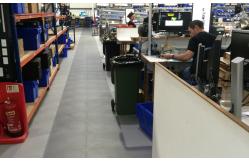 China Conductive ESD Floor Tiles Interlocking Anti Static PVC Tiles supplier