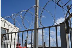 China Galvanized Blade Wire Razor Barbed Wire Mesh Hardware Supplies supplier