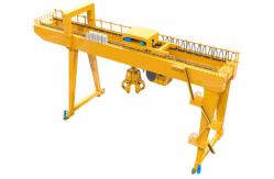 China Double Beam Girder Rail Track 5m Garbage Gantry Crane With Electric Hydraulic Grab supplier