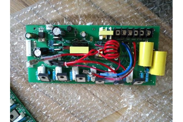 Electronics Ultrasonic Frequency Generator 4kg 0 - 100% Digital Control