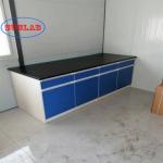 C Frame Chemistry Lab Workbench With High Safety Lab Worktable for sale