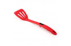 China BPA Free Silicone Kitchen Utensils With Embedded Nylon Core supplier