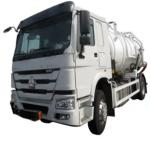 12 Cubic Meters 4X2 Sewage Suction Truck SINOTRUK HOWO 6 Wheeler Euro2 Vacuum for sale