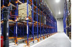 China High-Density Radio Shuttle Racking system + Pallet Runner + forklift supplier