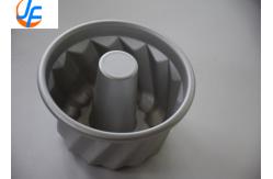 China RK Bakeware China Foodservice NSF Glaze Aluminum Fluted Bundt Cake Pan supplier