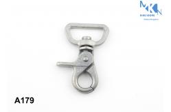 China Modern Bag Snap Hook Zinc Alloy With Plating Rust Proof Multi - Purpose supplier