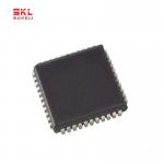 W77E516A40PL MCU Electronics High Performance Low Power For Automation Industrial for sale