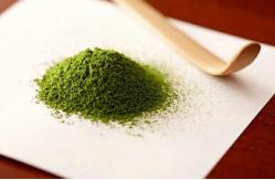 China Smashed Organic Matcha Green Tea Powder With USAD Certificate supplier