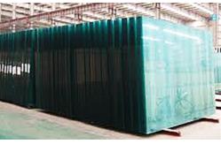 China Qualified / High Transparency Clear Glass Application to Building / Furniture / Automobile supplier