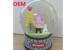 China Custom Polyresin Princess Light Up Water Globe Princess Snow Globe With Musical Box supplier