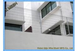 China Powder Coated Welded Iron Wire BRC Garden Fence With V Shape Clamp supplier