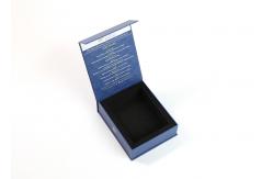 China Offset CMYK Candle Packaging Box Rigid Cardboard With Magnetic Closure supplier