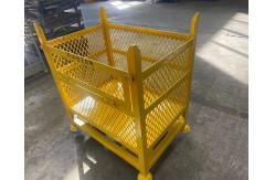 China 50mm X 50mm Mesh Distillation Tray Pallet Cage 1200mm High Movable With Wheels supplier