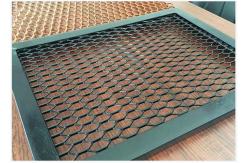China 2.5mm Thickness Expanded Diamond Mesh Metal Fence With Painting With Frame supplier