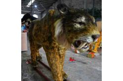 China Full Size Animatronic Saber Toothed Cat Weatherproof For Theme Park supplier
