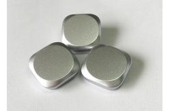 China Precision 0.05mm Tolerance Metal Die Casting parts Silver Zinc Alloy Buttons supplier