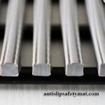Drain Water PVC Grid Swimming Pool Anti Slip Mats 90cm To 120cm Width