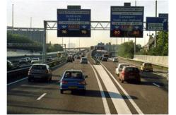 China High Stability LED Variable Speed Limit Signs Mean Well Switching Power Supply supplier