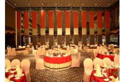 China Interior Suspended Sliding Partition Movable Partition Wall  Acoustic supplier