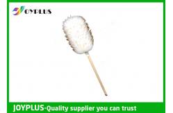 China Lovely Dust Stick Duster Lambswool Floor Duster With Straight Wooden Handle supplier