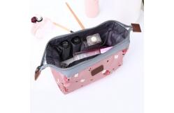 China Travel Portable Multi-Function Pink Printed Korean Toiletry Wash Zip Bag supplier