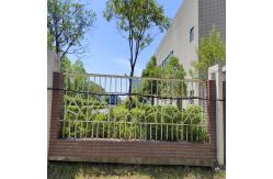 China Unassembled Aluminium Balustrade Systems 3 Rails Fence Handrails supplier