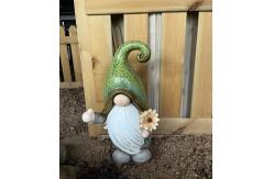 China Custom Gnome Magnesium Oxide Garden Statue Rustproof With Green Dots Hat supplier