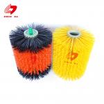 Swinging Cow Clean Brush For Cattle Massage Customized for sale