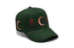 China 5 Panel Flat Curve Snapback Cap With Embroidery Logo Structured Baseball Cap supplier