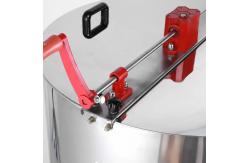 China 6 Frame Manual Honey Extractor Machine Stainless Steel Honey Extraction Processing supplier