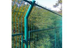 China Galvanized Steel 3D Wire Mesh Fence With Square Post RAL 6005 Green supplier