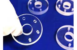 China Laser Drilling Round Clear Fused Silica Wafer With Hole supplier