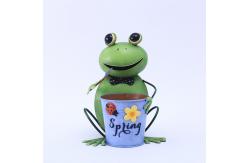 China ODM Exquisite Metal Frog Ornaments / Metal Frog Figurines With Bucket supplier