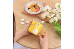 China Yellow Duck Ceramic Mug with USB Heating Base supplier