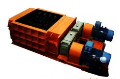 China 1630mm 2350TPH Double Roller Crusher and coal mine tooth roller crusher factory supplier