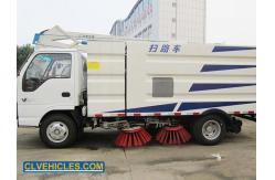 China Light Duty ISUZU Road Sweeper Truck 130hp clw Street Cleaning Truck supplier