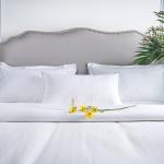 Cotton Luxury Hotel Pillows Medium Firm Polyester Hollowfiber Bed Sleeping for sale
