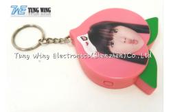 China Cute Pink Peach Shaped Musical Keyring Custom Talking Keychain supplier