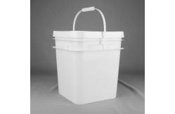 China Handle Square Plastic Container With 10 Liters Capacity supplier