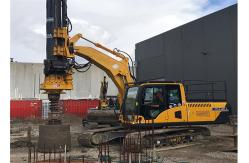 China Portable Rotary Drilling Rig Pile Driver Machine Hydraulic Static Crawler Pile Driver supplier