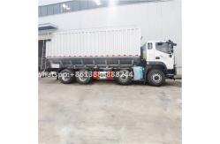 China FOTON 8*4 Bulk Feed Truck   Feeding Stuff   Farm Animal Feed Transporter supplier