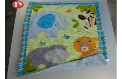 China Patterns Animals Personalized Baby Blankets Ashable Velour Baby Quilt Reversible Sherpa Backing supplier