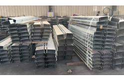 China Durable Plastic Concrete Retaining Wall Sleeper Mould With Customizable Specifications supplier