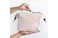 China Multi Purpose Iridescent PU Makeup Bag With Zipper supplier